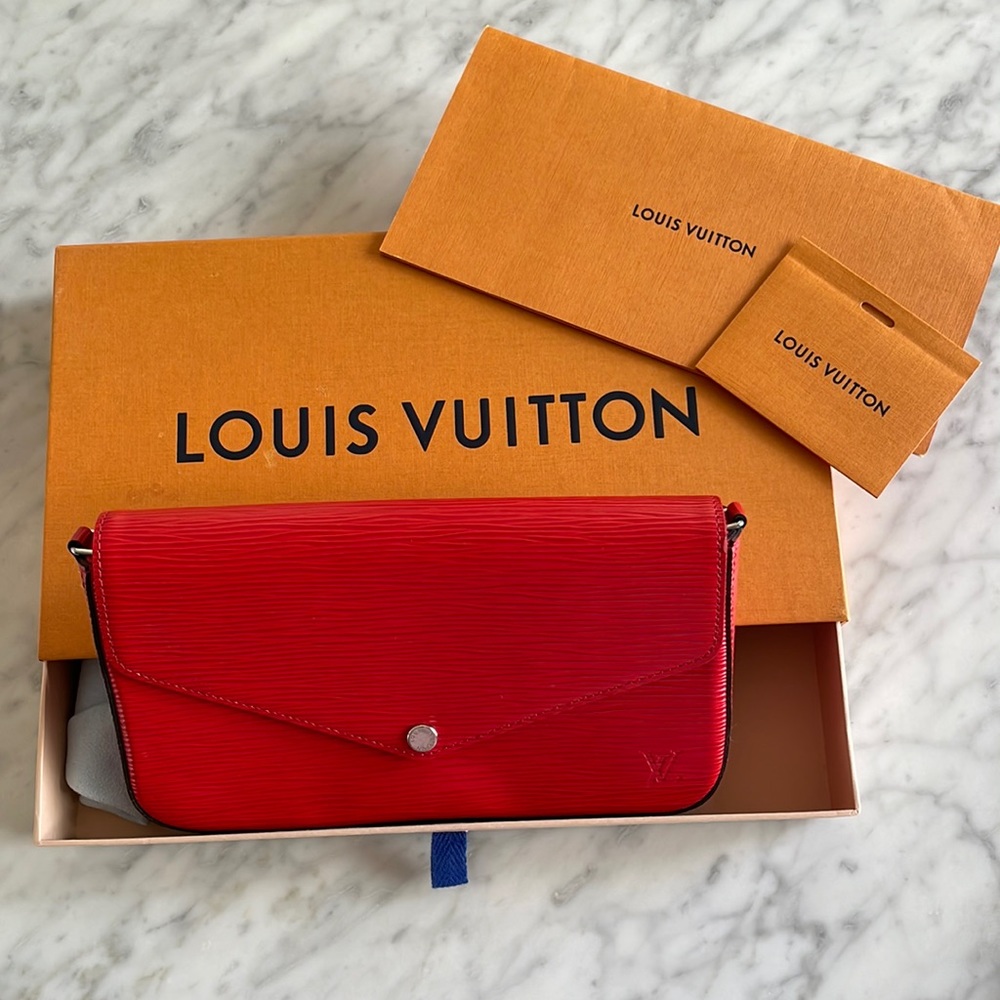 Mint condition! FÉLICIE POCHETTE